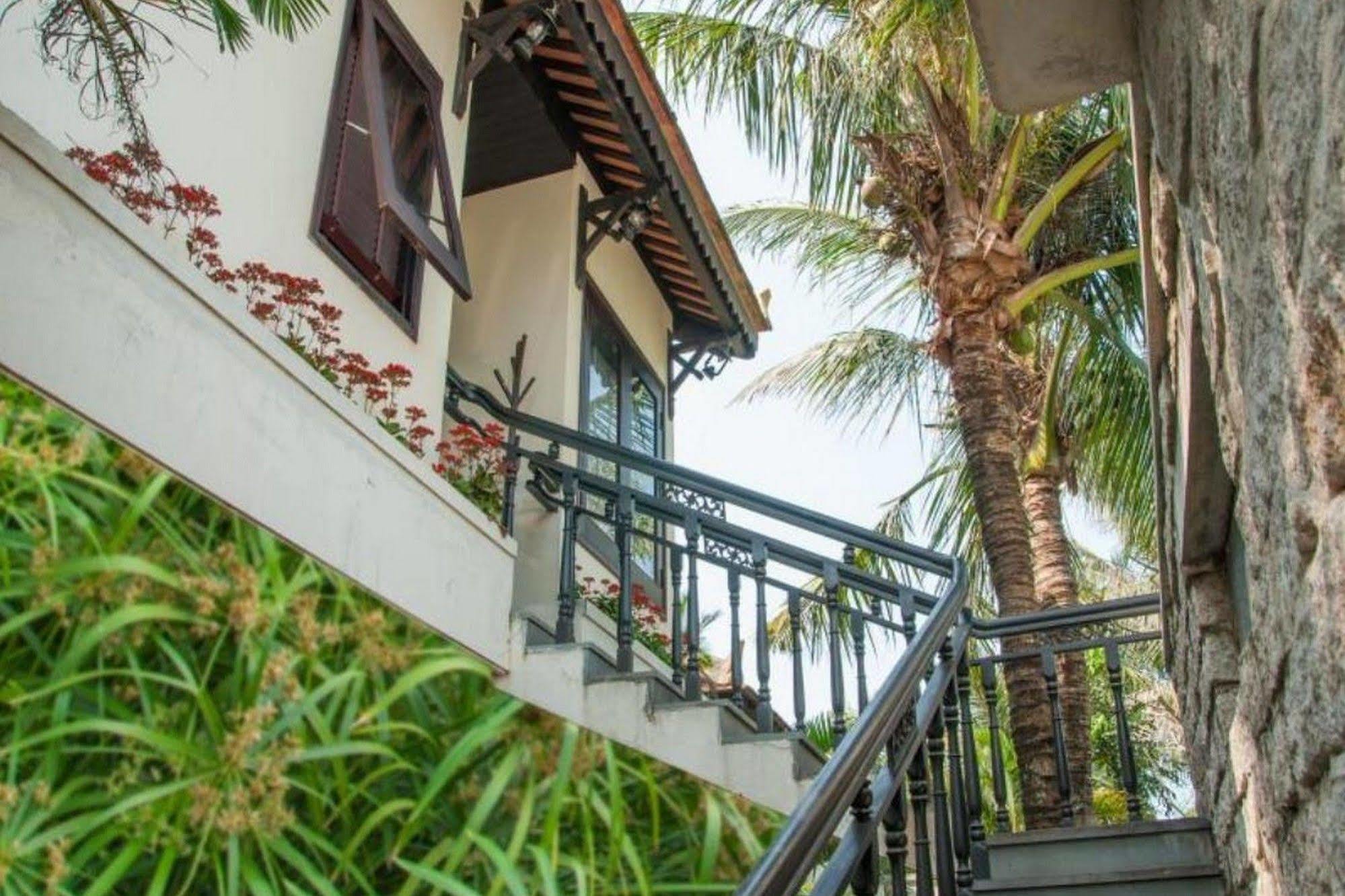 Villa Hoa Su Хойан Экстерьер фото